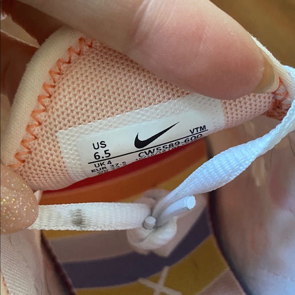 Nike Air Max 270 athletic sneaker washed coral orange white running shoes 6.5 - Picture 12 of 16